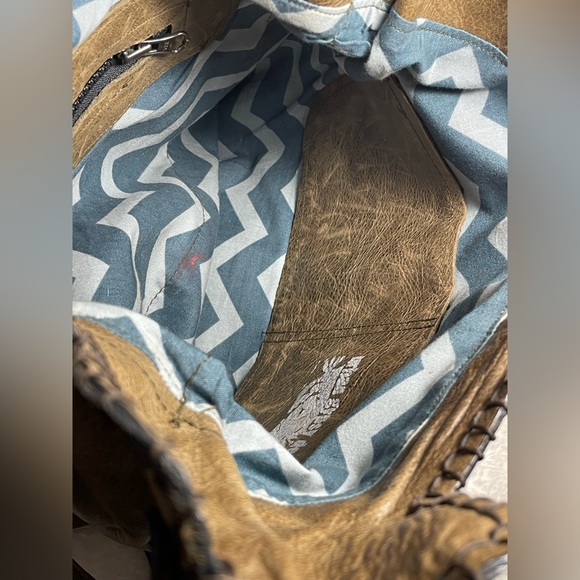 Gorgeous Urban Gypsy designs Leather boho shoulder crossbody handbag - Picture 6 of 11